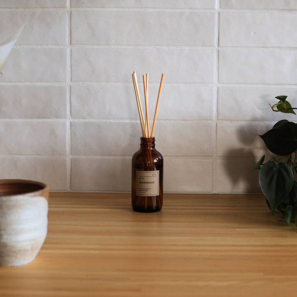 dilo - No. 04 Sandalwood Reed Diffuser