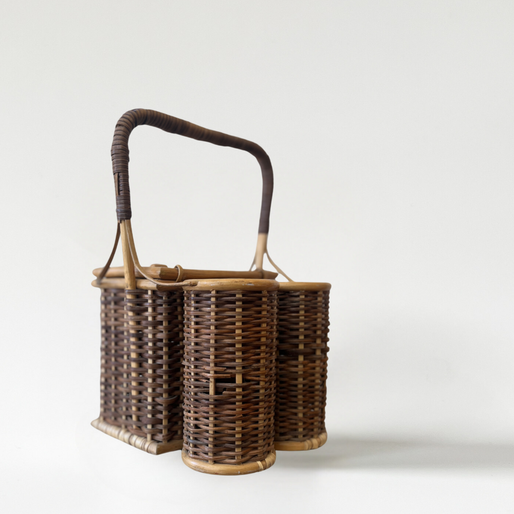 Vintage Wine Caddy Picnic Basket