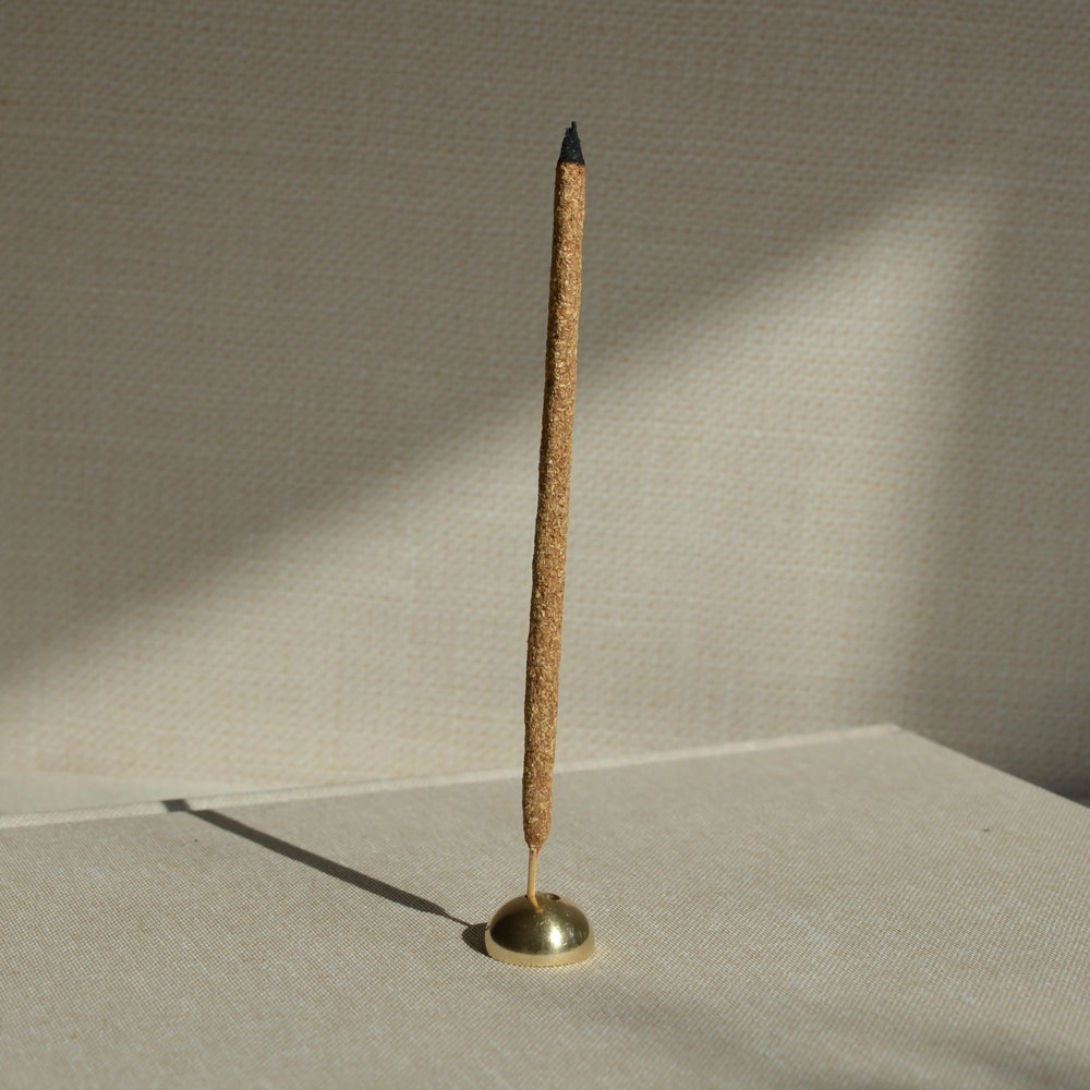 
            
                Load image into Gallery viewer, Brass Arch Incense Holder
            
        